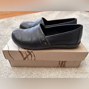 Women’s BOC Howell slip-on Shoes; size 10; gently used